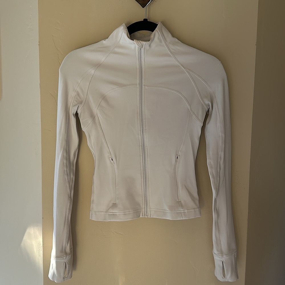 Lululemon Define Cropped Jacket- bone